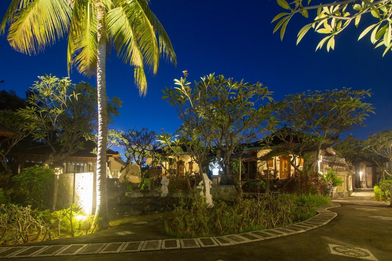 Bali Taman Beach Resort & Spa Lovina Pabean Buleleng Dış mekan fotoğraf