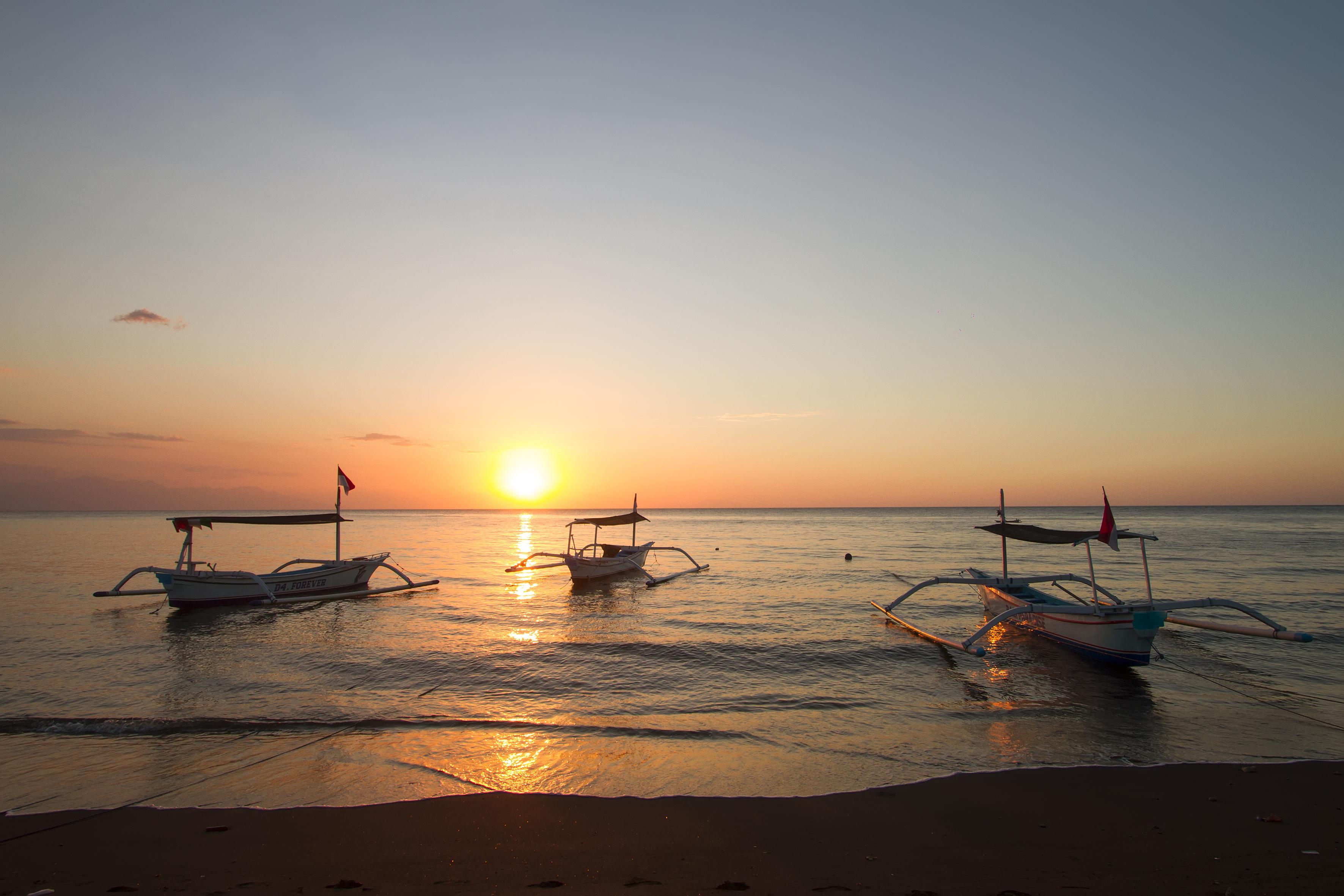 Bali Taman Beach Resort & Spa Lovina Pabean Buleleng Dış mekan fotoğraf