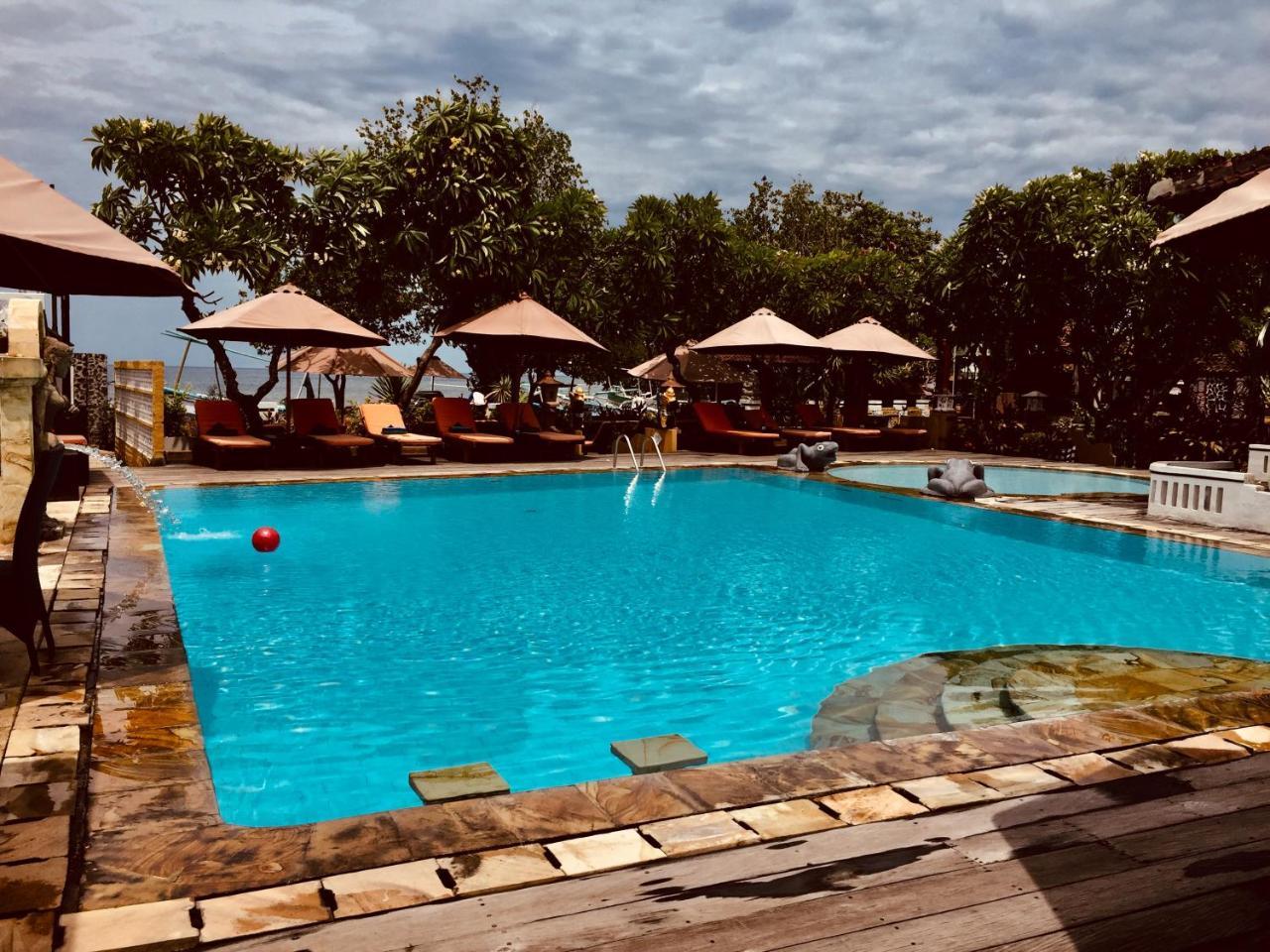 Bali Taman Beach Resort & Spa Lovina Pabean Buleleng Dış mekan fotoğraf